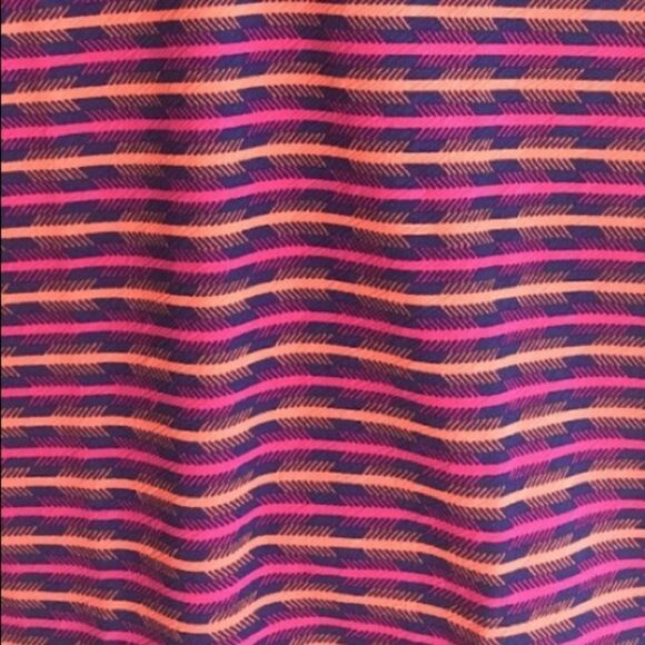 LuLaRoe Dresses & Skirts - LuLaRoe Medium Cassie Skirt NWT Arrows Pink